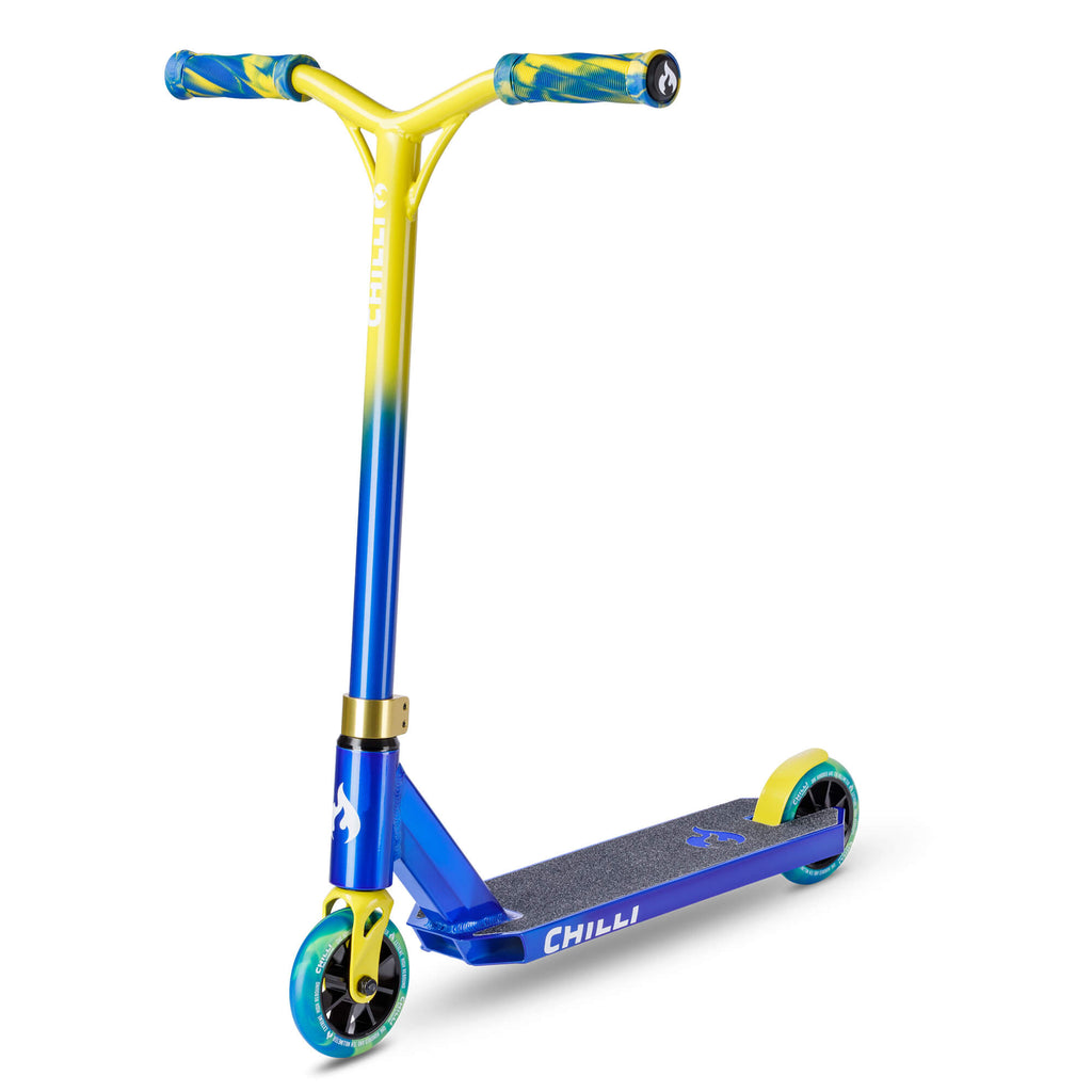 Base Jumpstart Stunt Scooter: Blue/Yellow